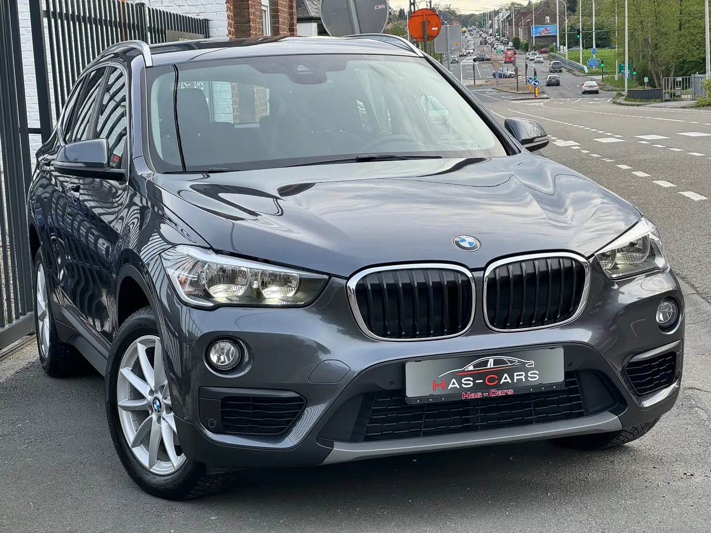 BMW X1 1.5D S-Drive 2018 / 133.710Km / Bien équipé Gris - 1