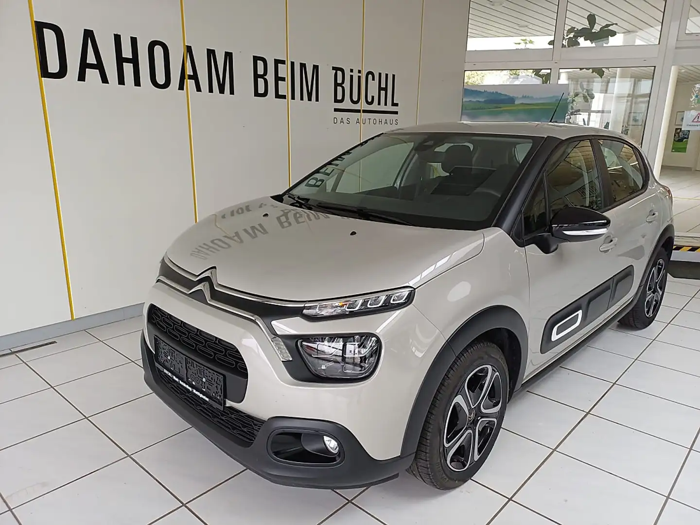 Citroen C3 PureTech 83 S&S 5-Gang-Manuell Plus Beige - 2
