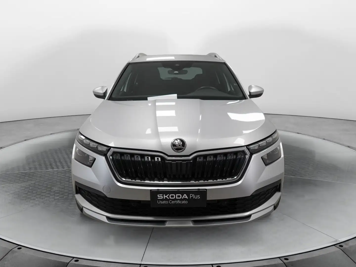 Skoda Kamiq Kamiq 1.0 TSI 110 CV ScoutLine Argento - 2