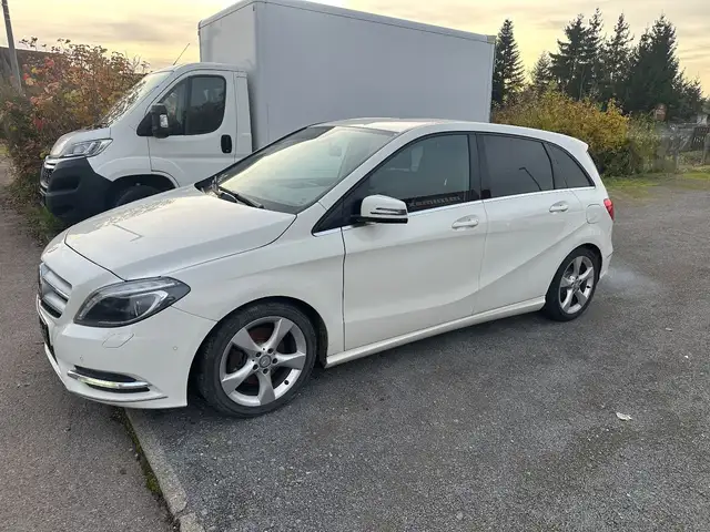 Mercedes-Benz B 200 CDI Motorschaden