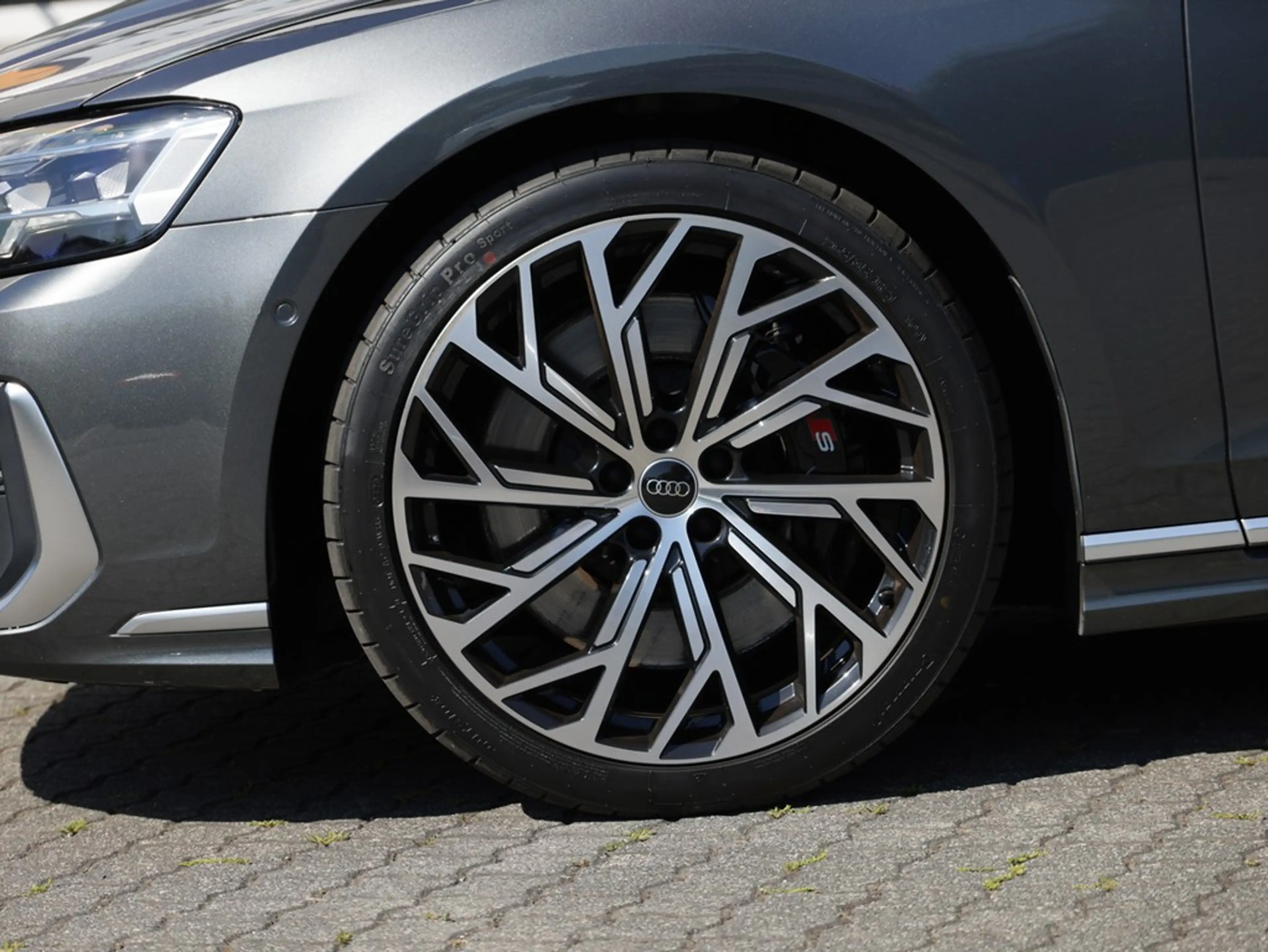 Audi S8 4.0 TFSI quattro tiptronic — photo 4