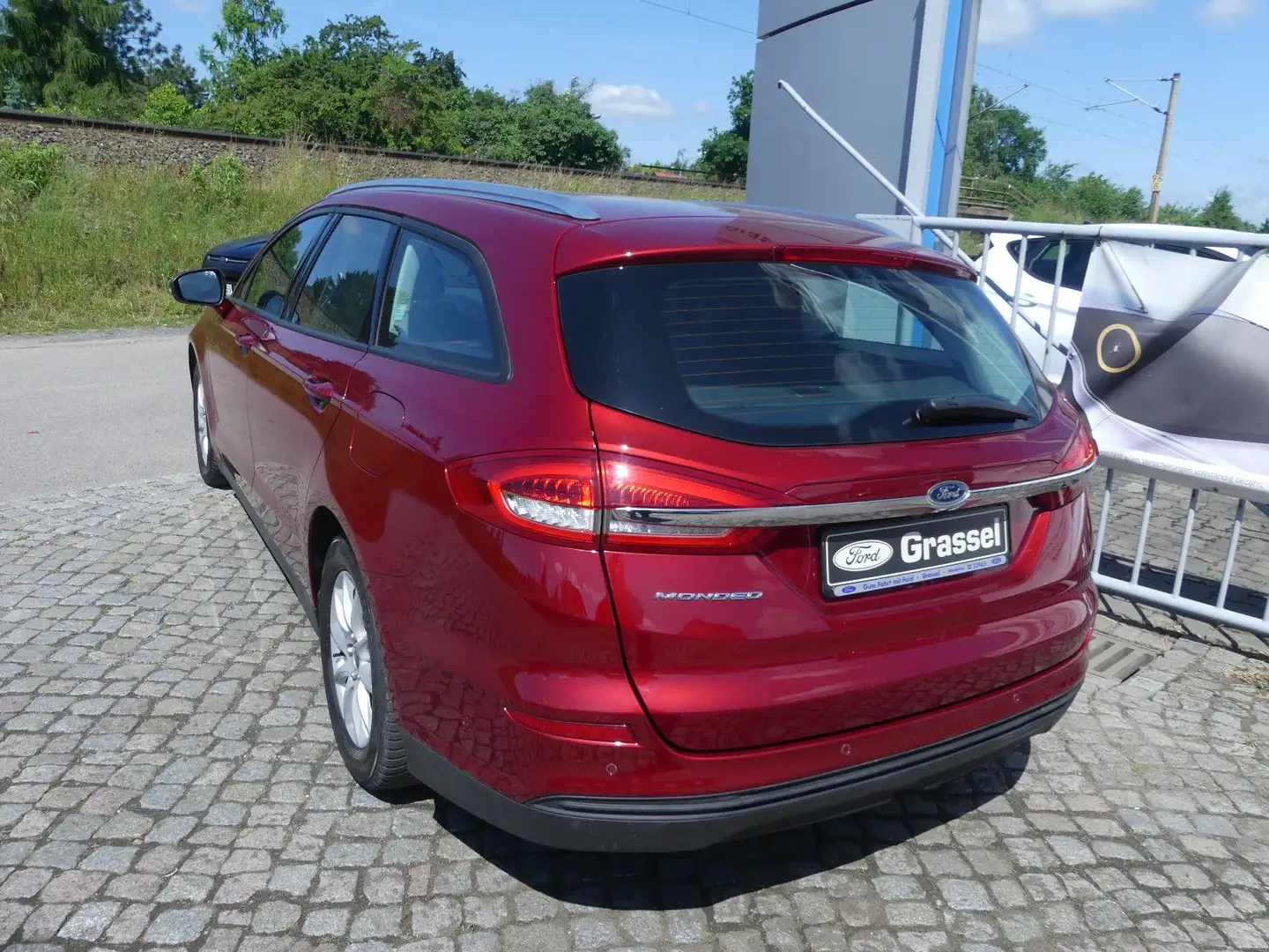 Ford Mondeo Turnier Business Edition Rouge - 2