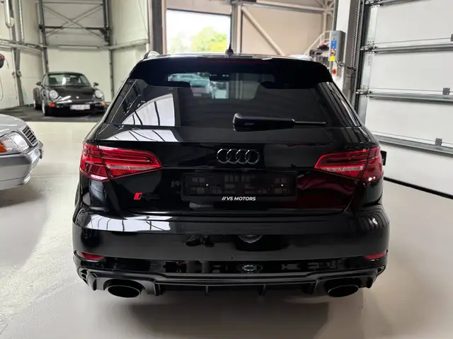 Audi RS3 view 3