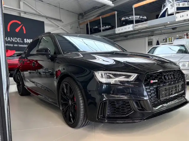 Audi RS3 view 5