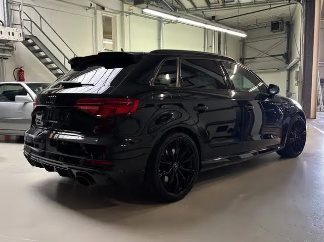 Audi RS3 view 4