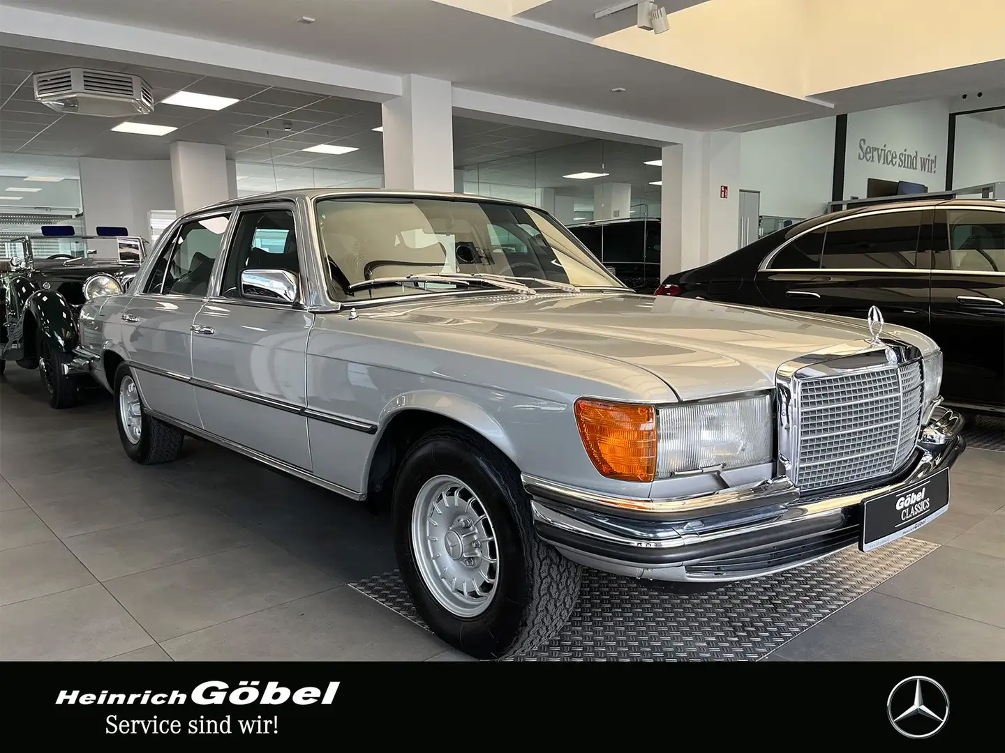 Mercedes-Benz 450 SEL 6.9 W116 Motorrevision Silber - 2