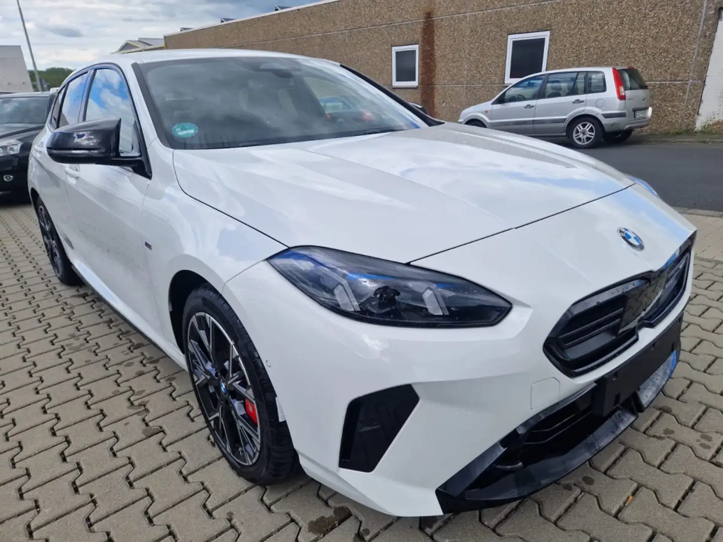 BMW 135 M135iA xDrive M Sport Pro Blanco - 1