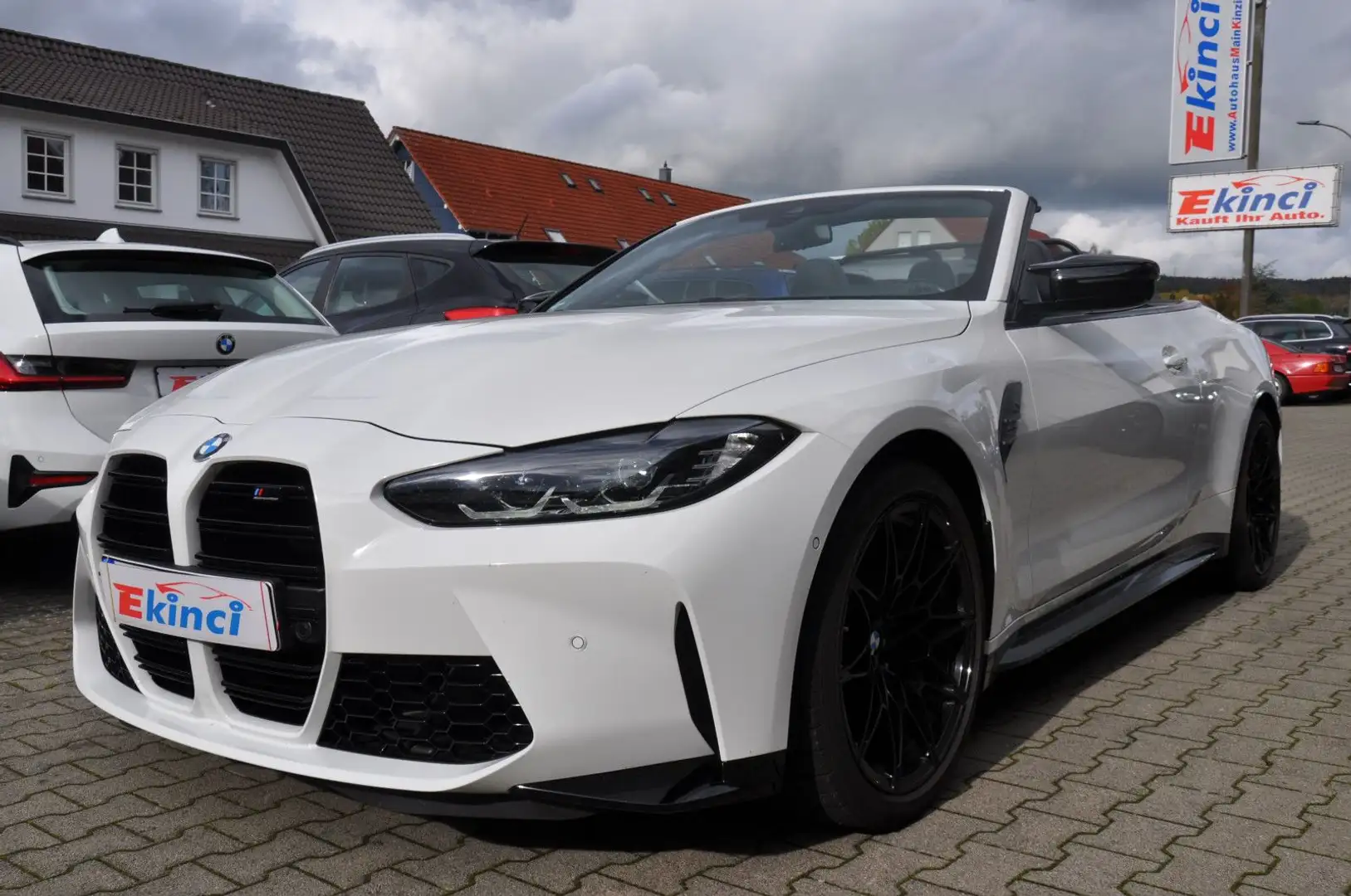 BMW M4 Baureihe M4 Cabrio G83 xDrive Competition Weiß - 1
