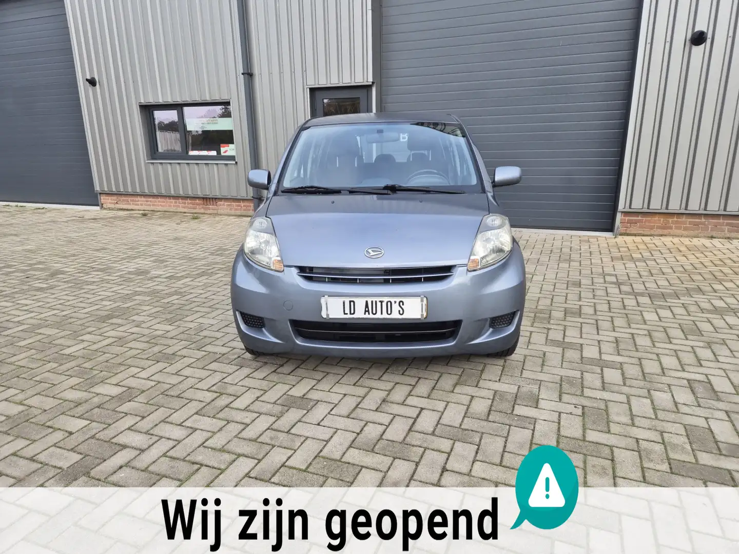 Daihatsu Sirion 2 1.3-16V Sport TOP OCCASION ACTIE MEENEEMPRIJS € Gris - 2