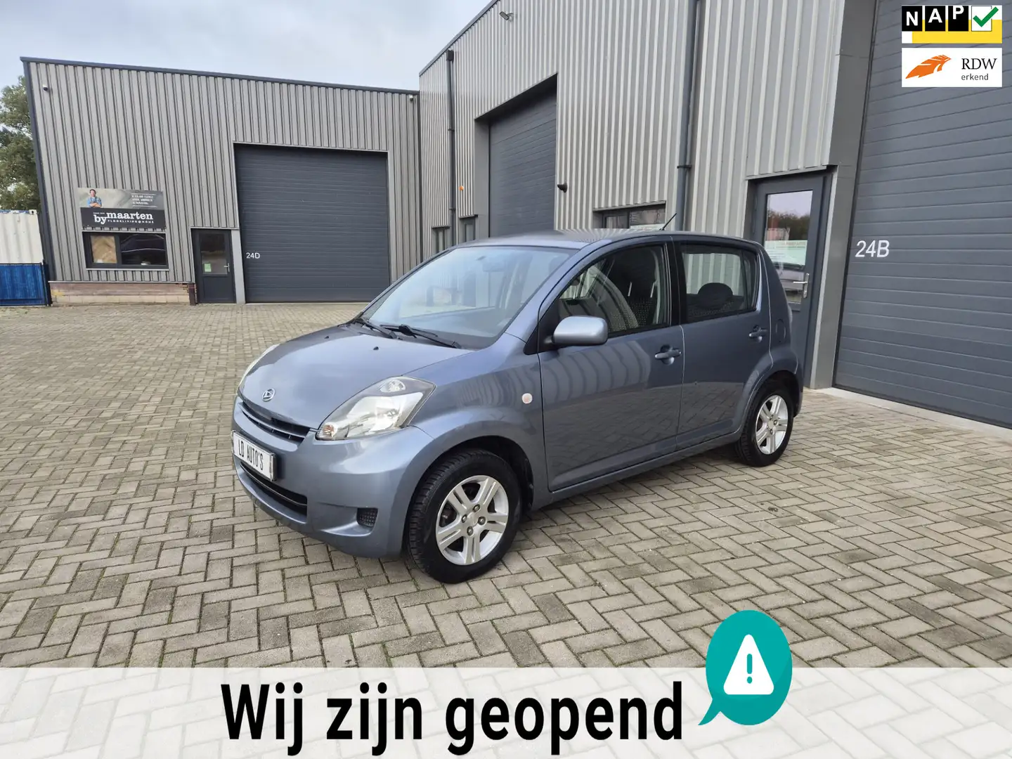Daihatsu Sirion 2 1.3-16V Sport TOP OCCASION ACTIE MEENEEMPRIJS € Gris - 1