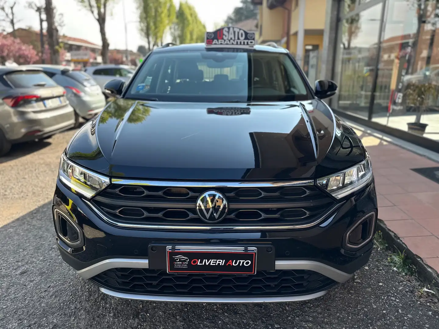Volkswagen T-Roc T-Roc 1.0 tsi Life 110cv Full LED PREZZO VERO!! Nero - 2