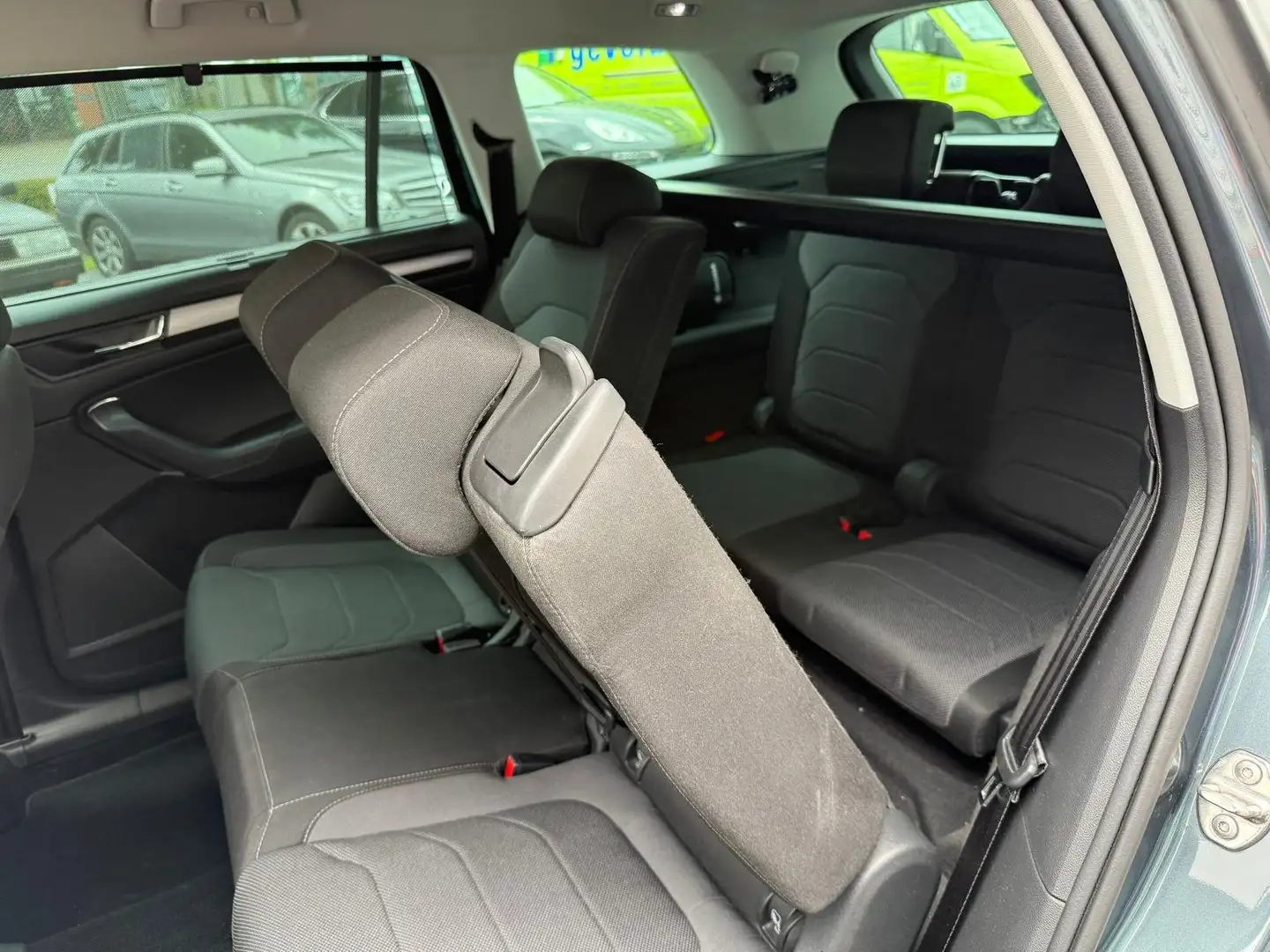 Skoda Kodiaq 2.0TDi 4x4 Keyless/7 seater/Carplay/Camera/zetelvw Gris - 2