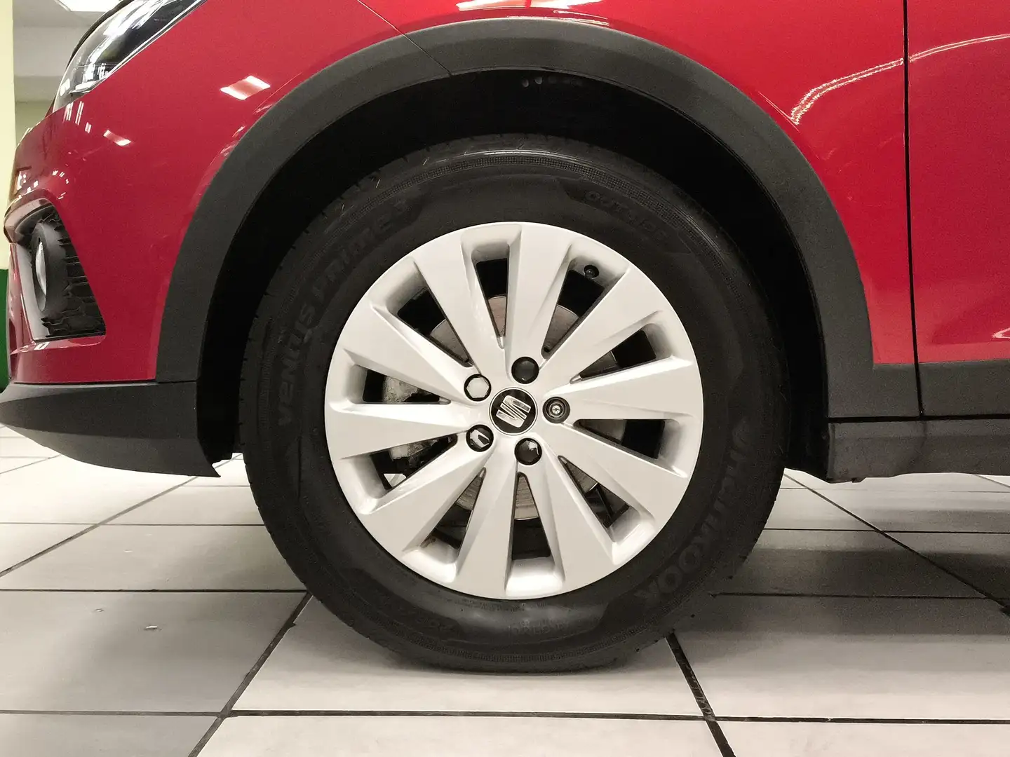 SEAT Arona 1.6TDI CR S&S Style 115 Rojo - 2