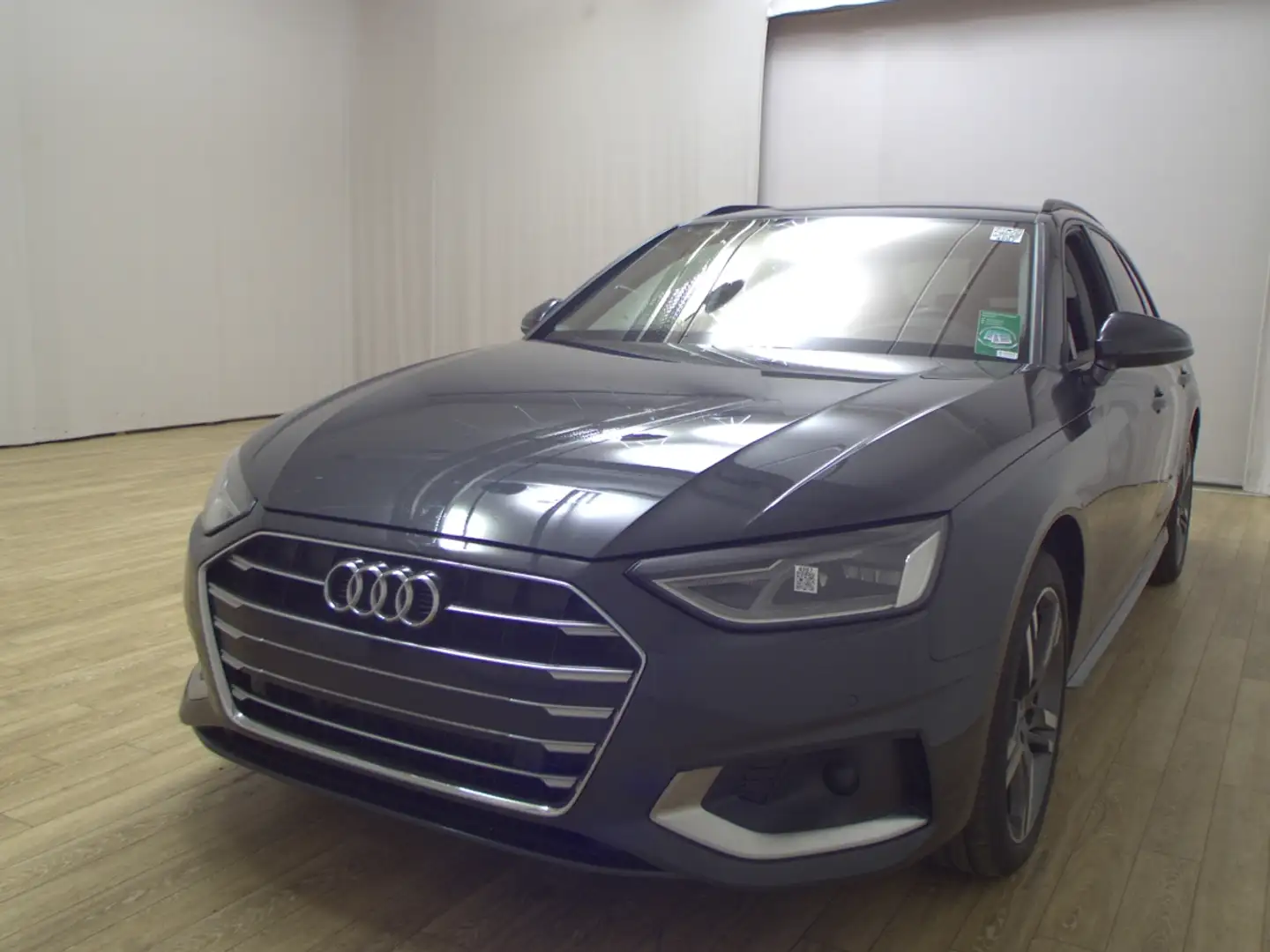 Audi A4 40TDI Avant advanced Navi LED vc HuD Sound Grau - 2