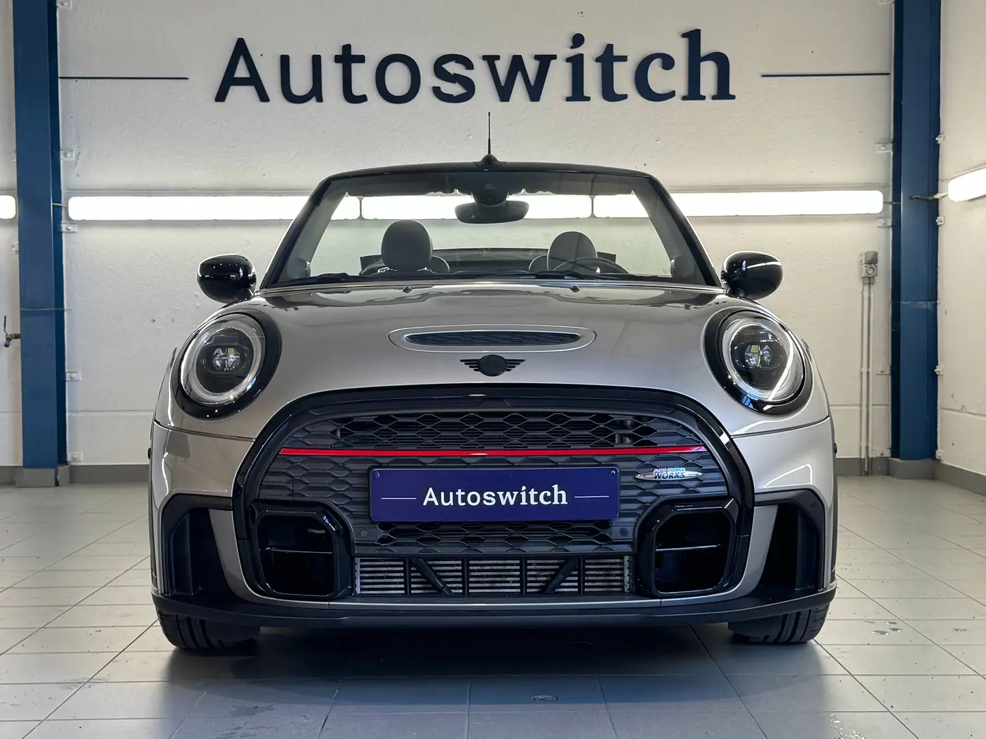 MINI John Cooper Works Cabrio Sportautomaat/AdaptCruise/H&K/HeadUp/Comftoeg/Camera/VerwZetels/... Grau - 2
