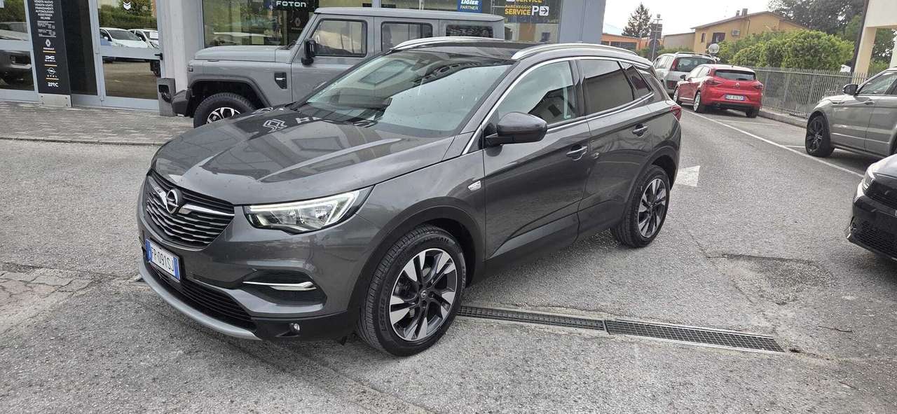 Opel Grandland 1.2 TURBO INNOVATION 131CV
