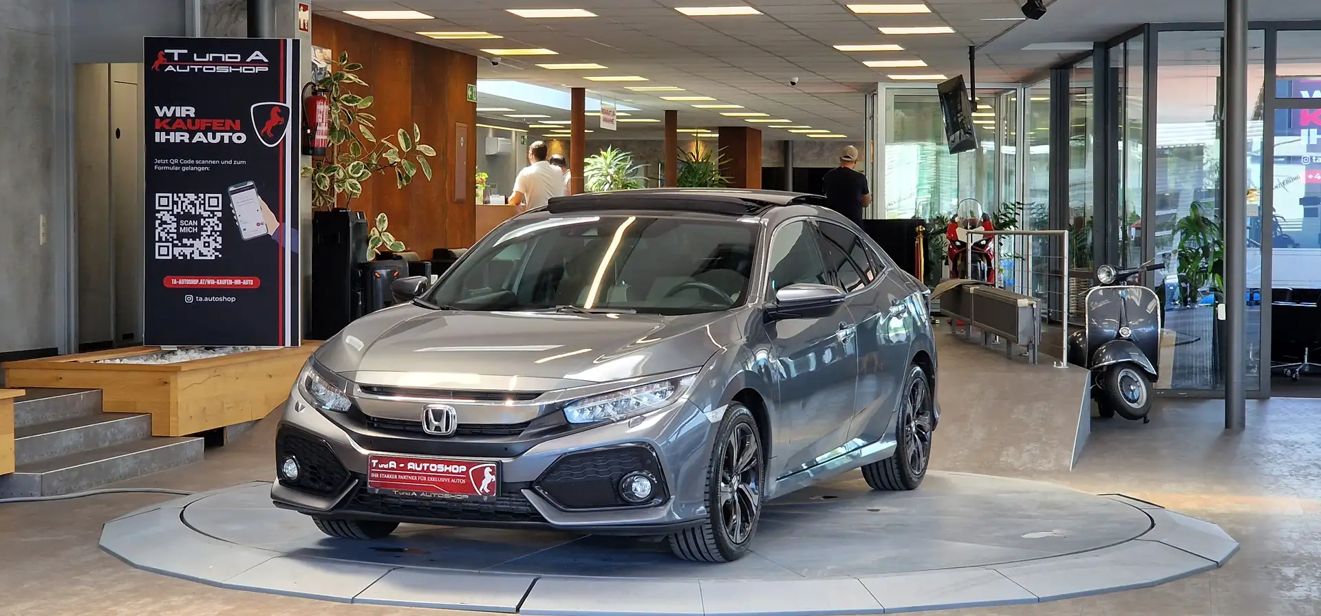 Honda Civic 1.5 VTEC Turbo Prestige Aut. *Kamera*Pano*Navi*17Z Grau - 1