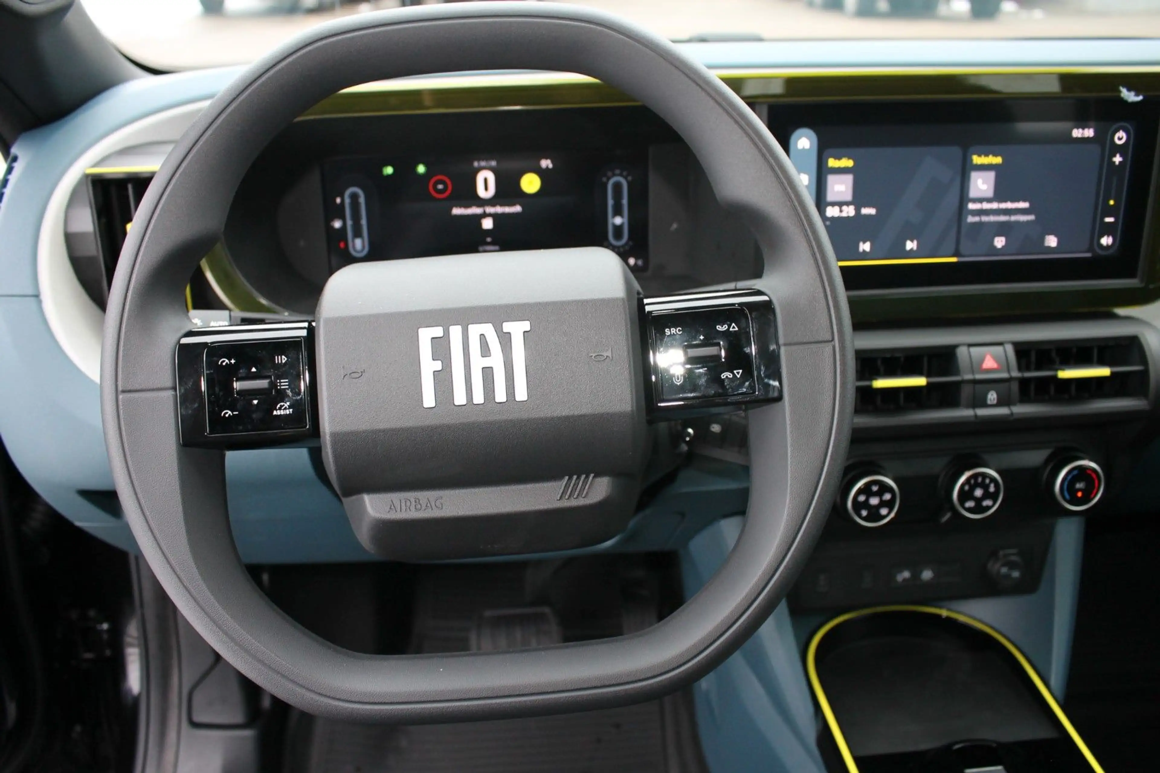 Fiat Grande Panda 1.2 Hybrid 74 kW Icon — photo 11