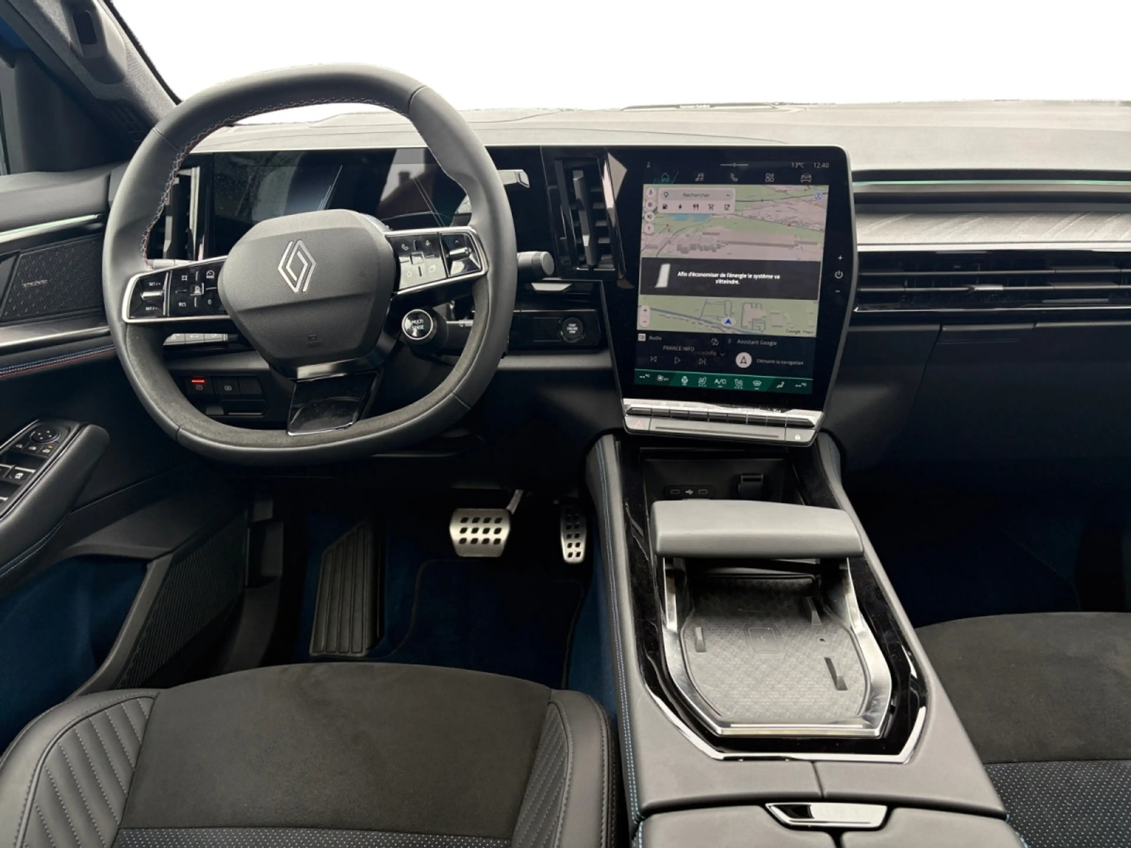 Renault Rafale 1.2 E-Tech atelier Alpine E-Tech 4x4 plug-in hybri — photo 9