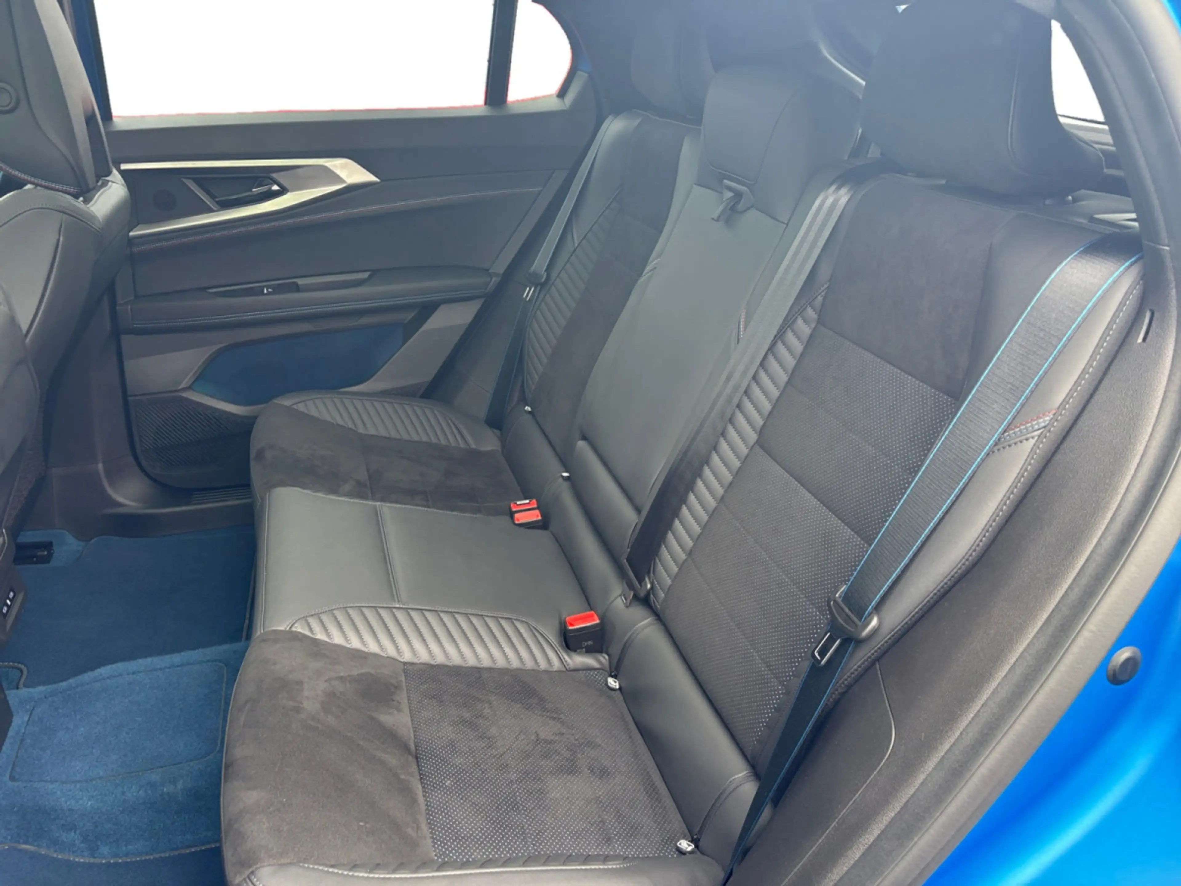 Renault Rafale 1.2 E-Tech atelier Alpine E-Tech 4x4 plug-in hybri — photo 8