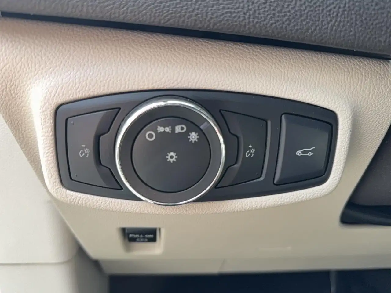 Lincoln MKC снимка Lincoln MKC
