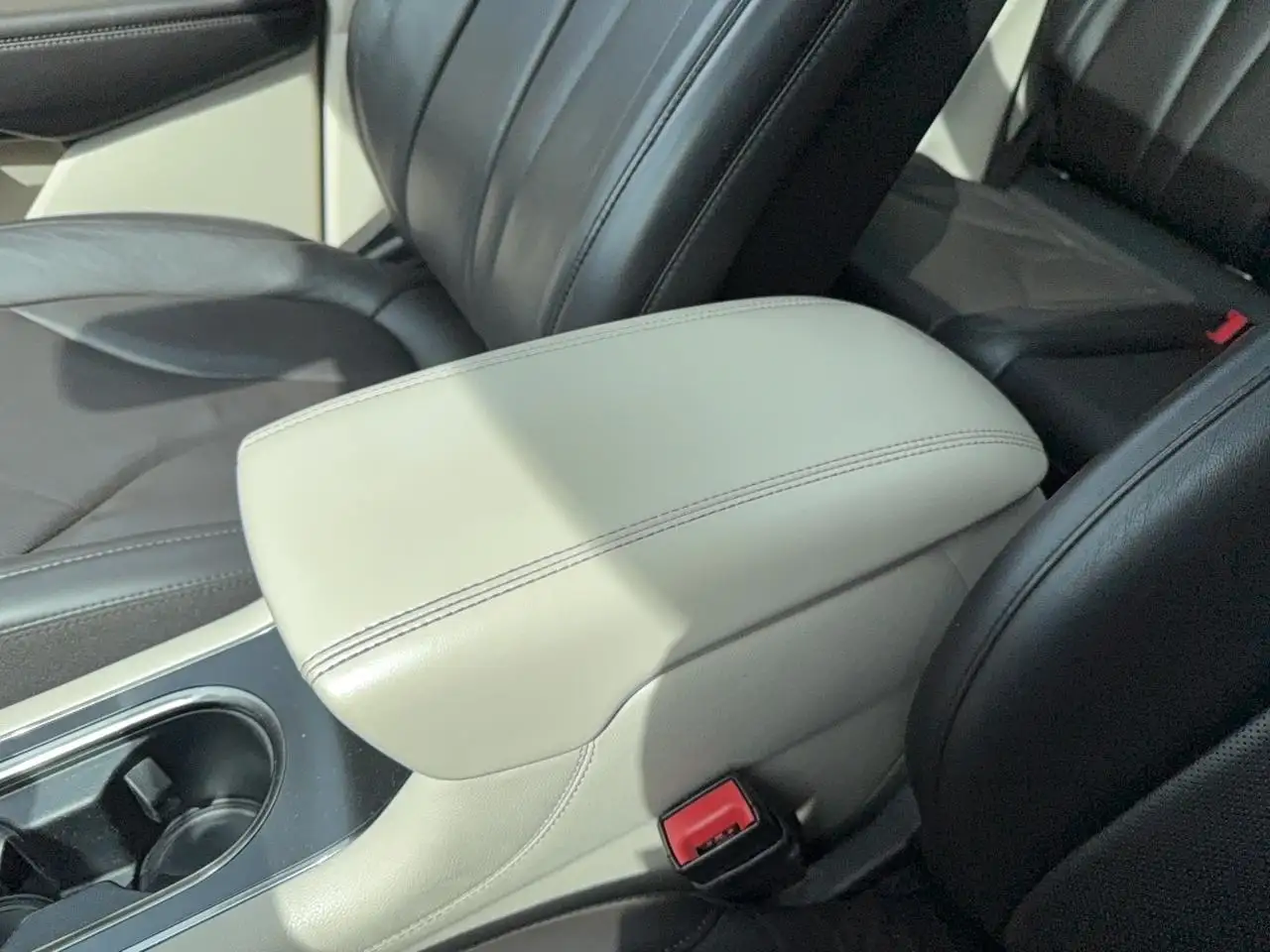Lincoln MKC снимка Lincoln MKC