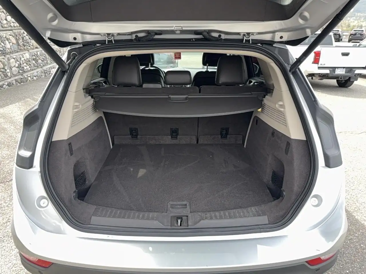 Lincoln MKC снимка Lincoln MKC