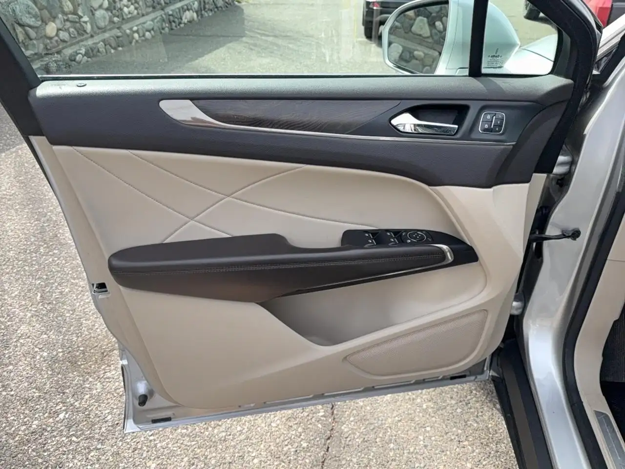 Lincoln MKC снимка Lincoln MKC