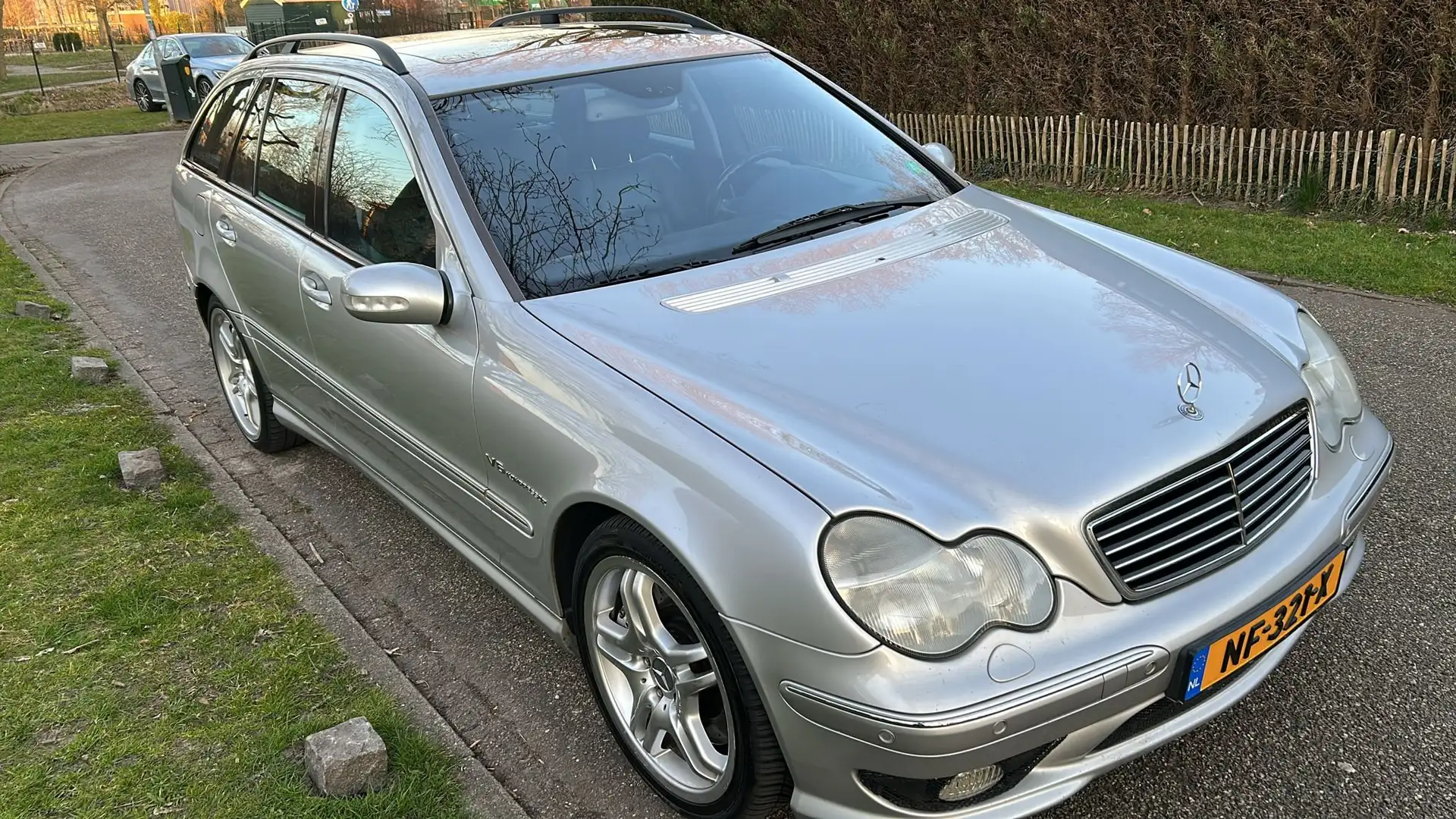 Mercedes-Benz C 32 AMG C 32 AMG Automaat, Schuif kanteldak Серебристый - 2