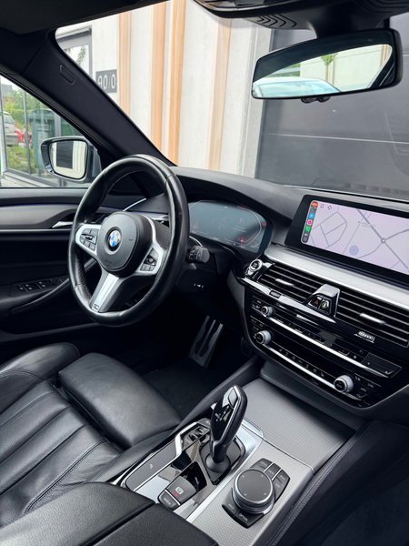 BMW 530 Touring 530iAS OPF — photo 9
