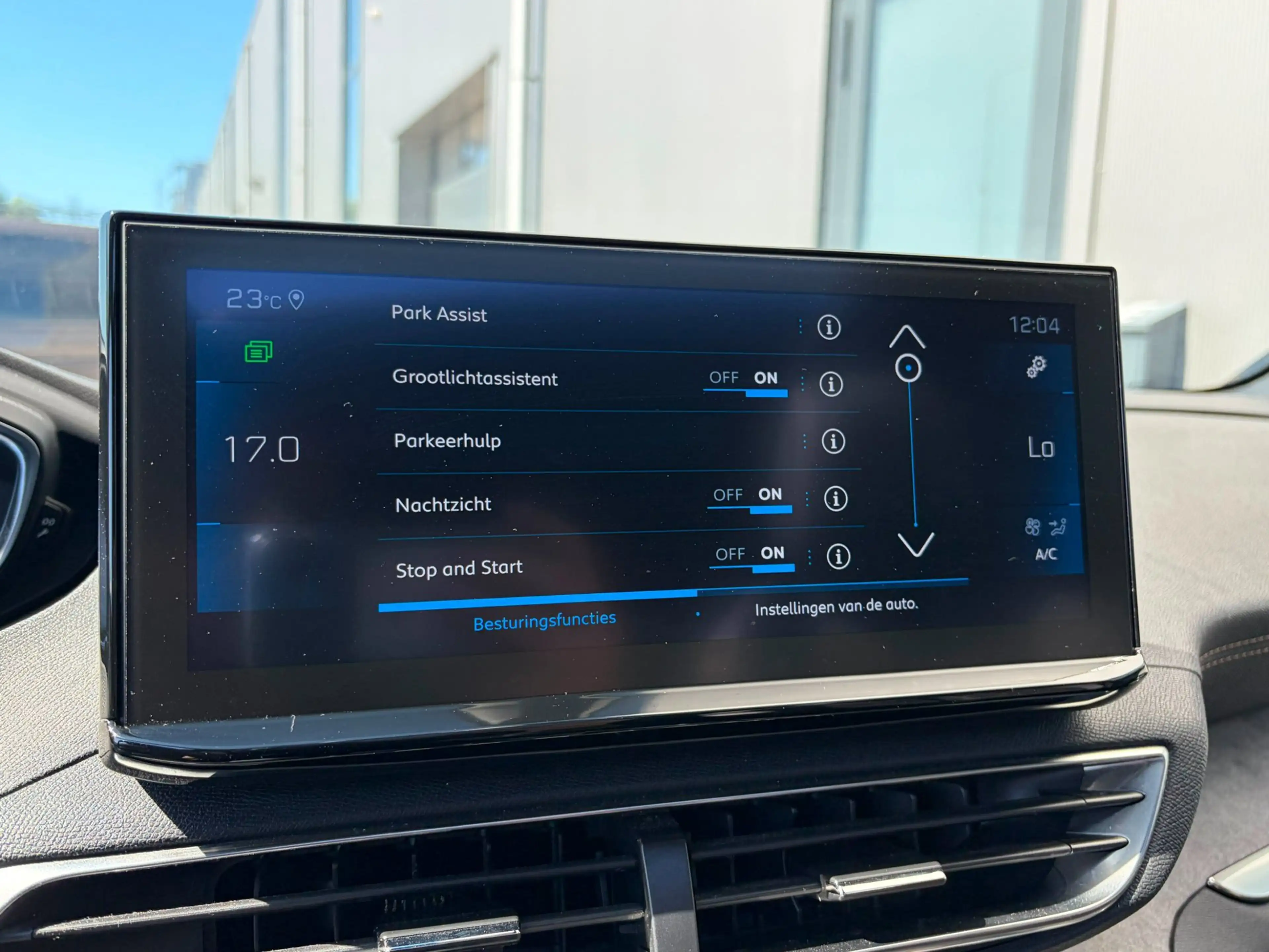 Peugeot 5008 1.2 PureTech GT| PANO| ALCANTARA|FOCAL|MEMORY| — photo 42