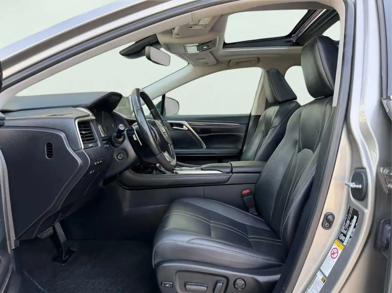 Lexus RX снимка Lexus RX