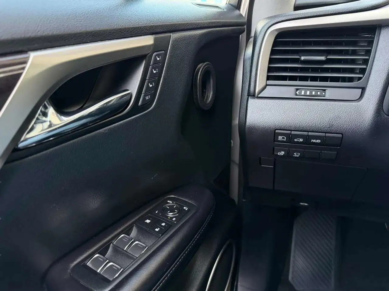 Lexus RX снимка Lexus RX