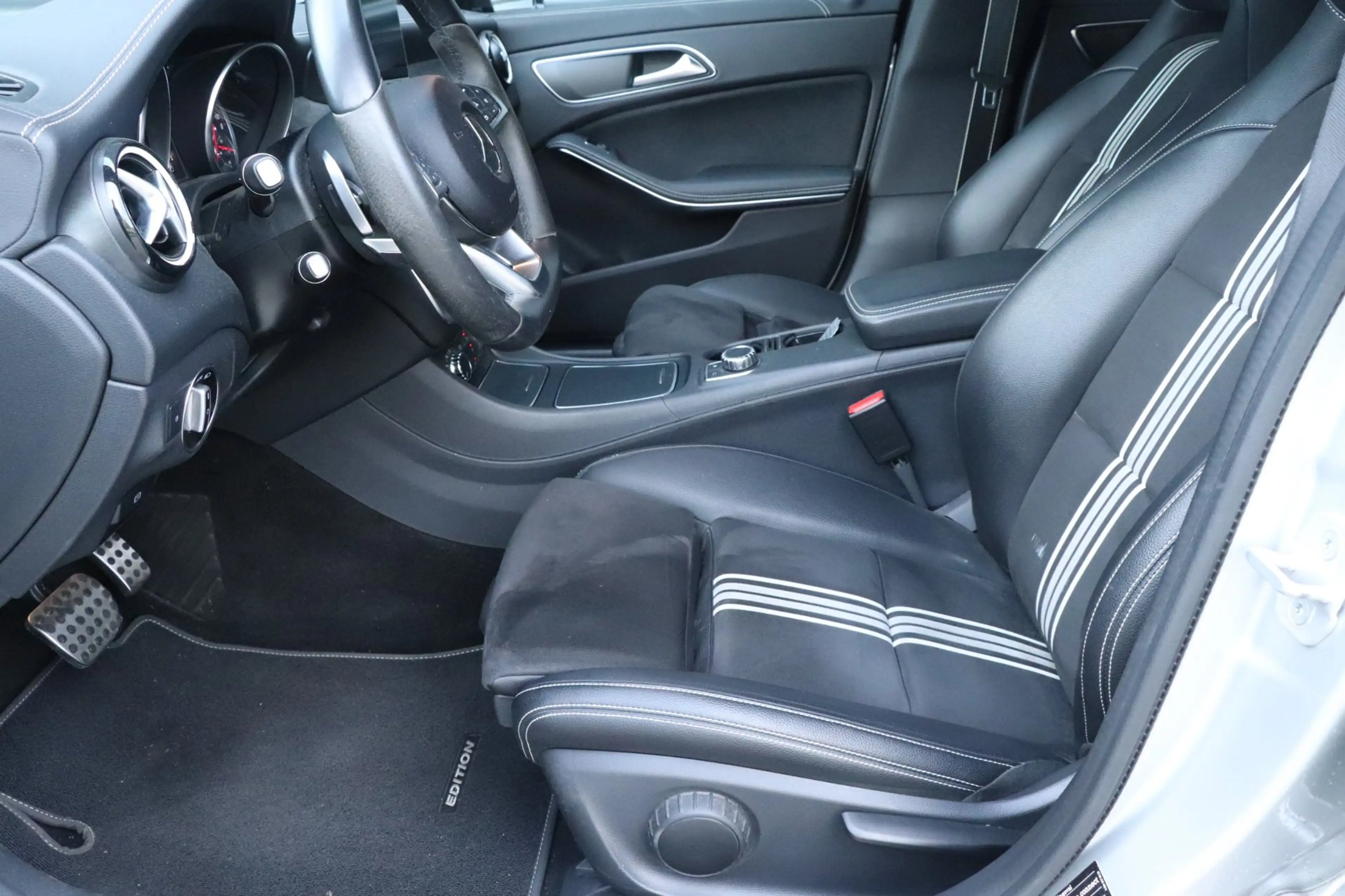 Mercedes-Benz CLA 180 Shooting Brake | AMG | Automaat | Camera | NAP — photo 11