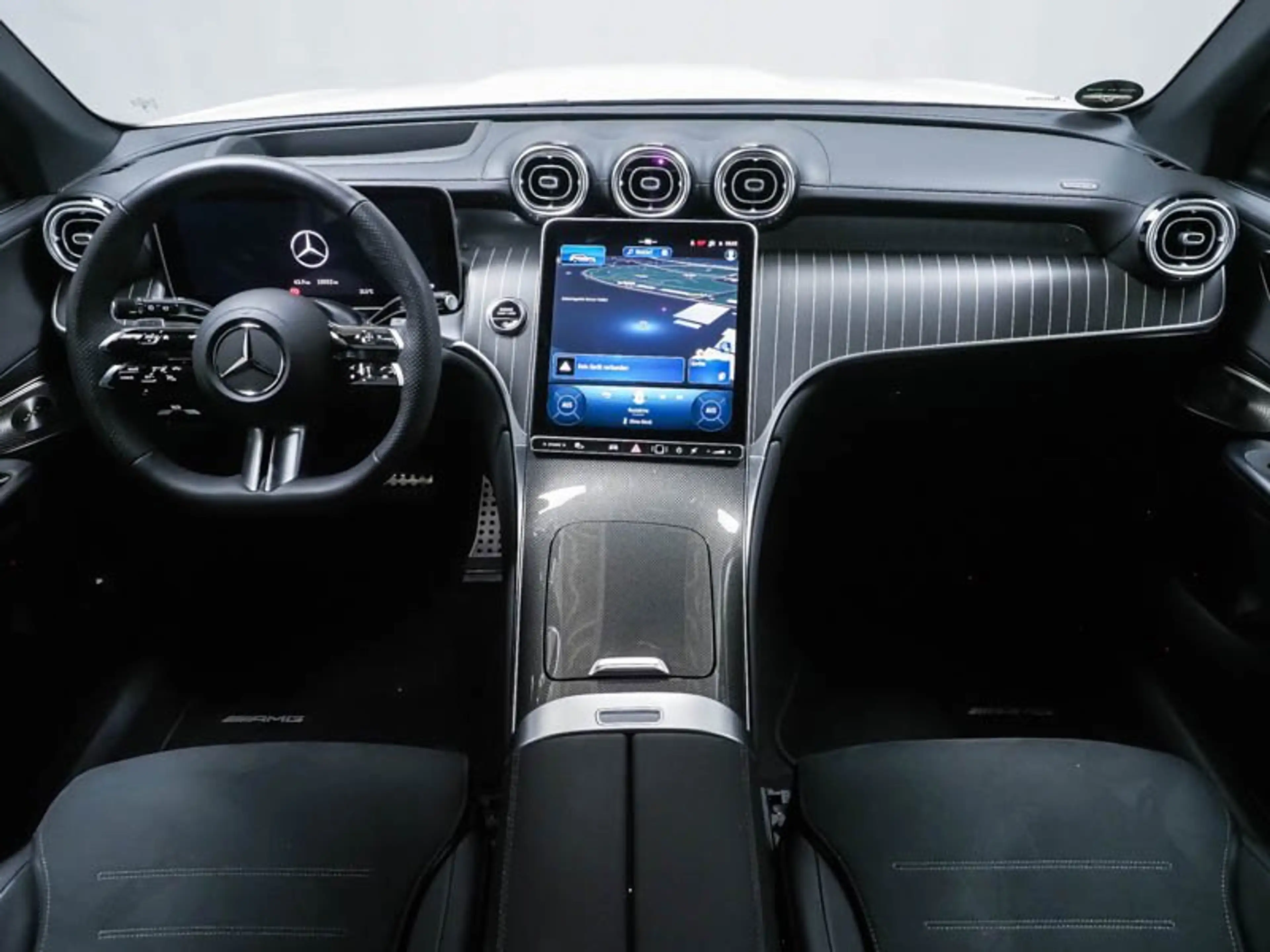 Mercedes-Benz GLC 300 AMG*HEAD-UP*PANO*DISTRONIC*BURMESTER*AHK — photo 7