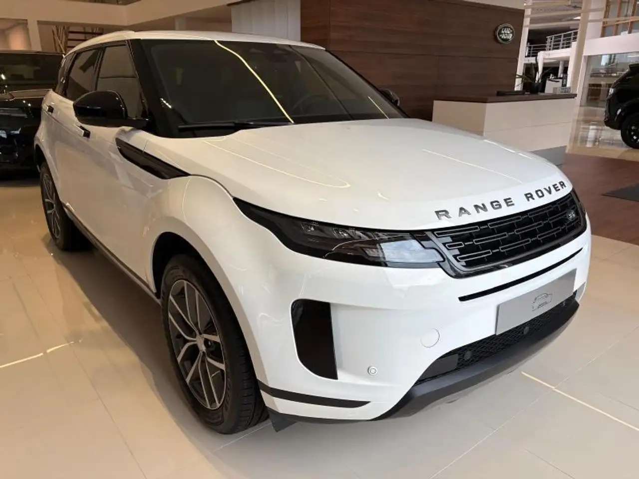 Land Rover Range Rover Evoque 2026