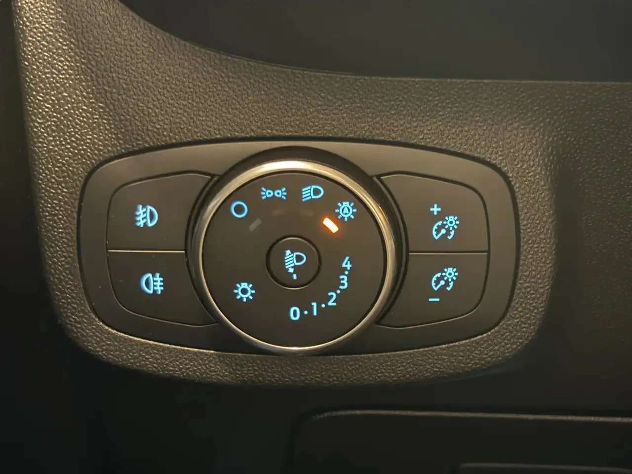 Ford Fiesta ST — photo 30