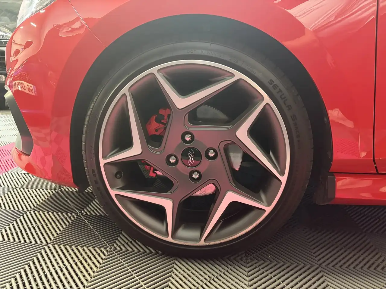 Ford Fiesta ST — photo 38