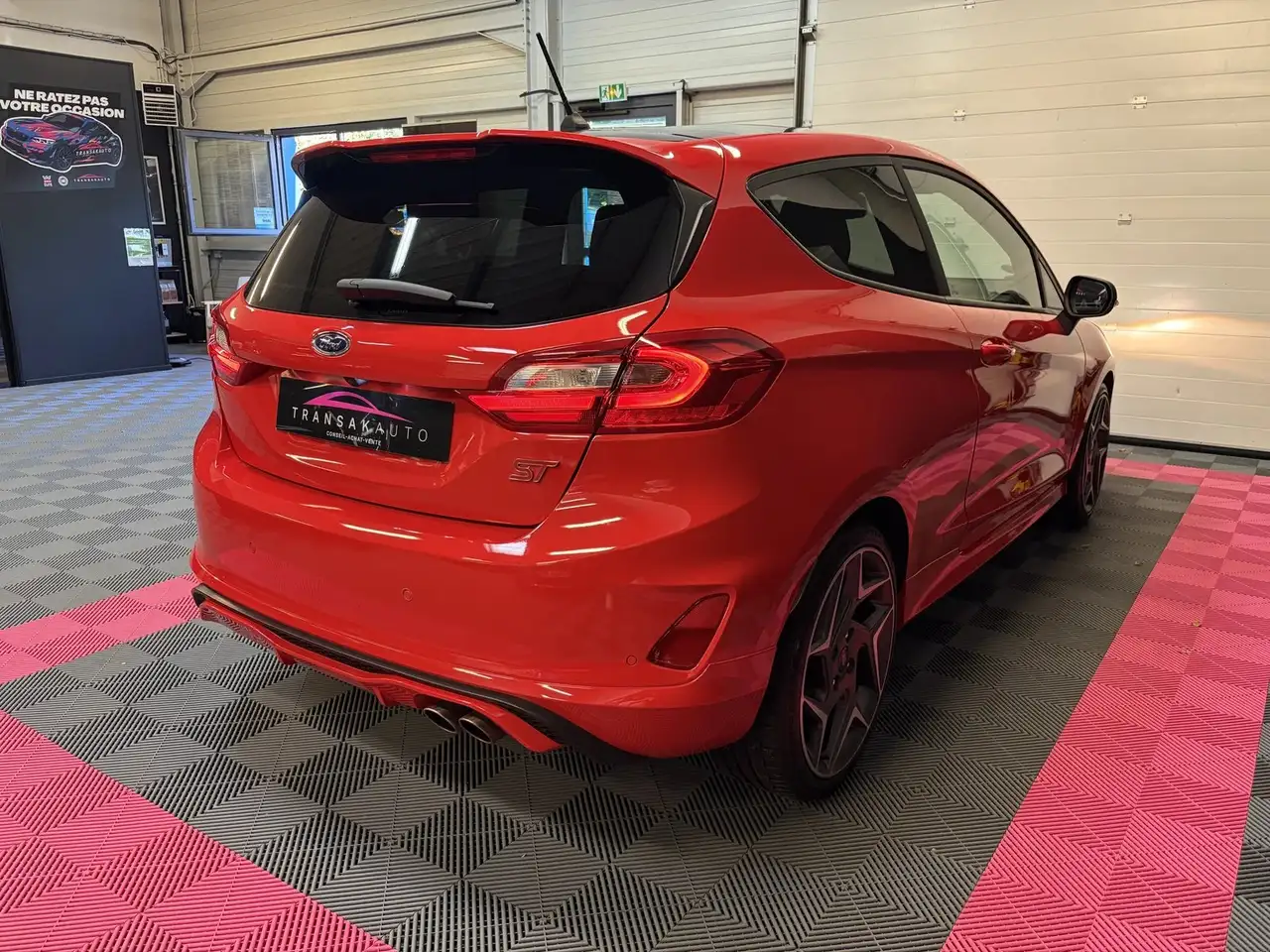 Ford Fiesta ST — photo 5