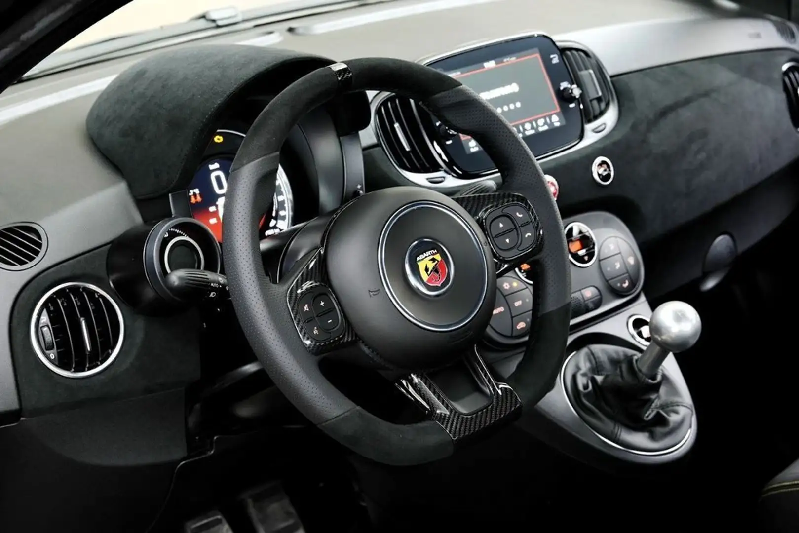 Abarth 695 1.4 Turbo T-Jet 180 CV Negru - 1