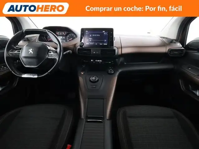 Peugeot Rifter view 13