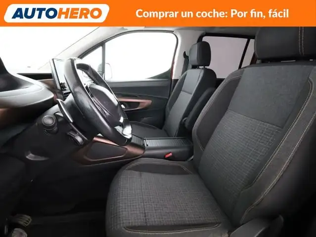 Peugeot Rifter view 11