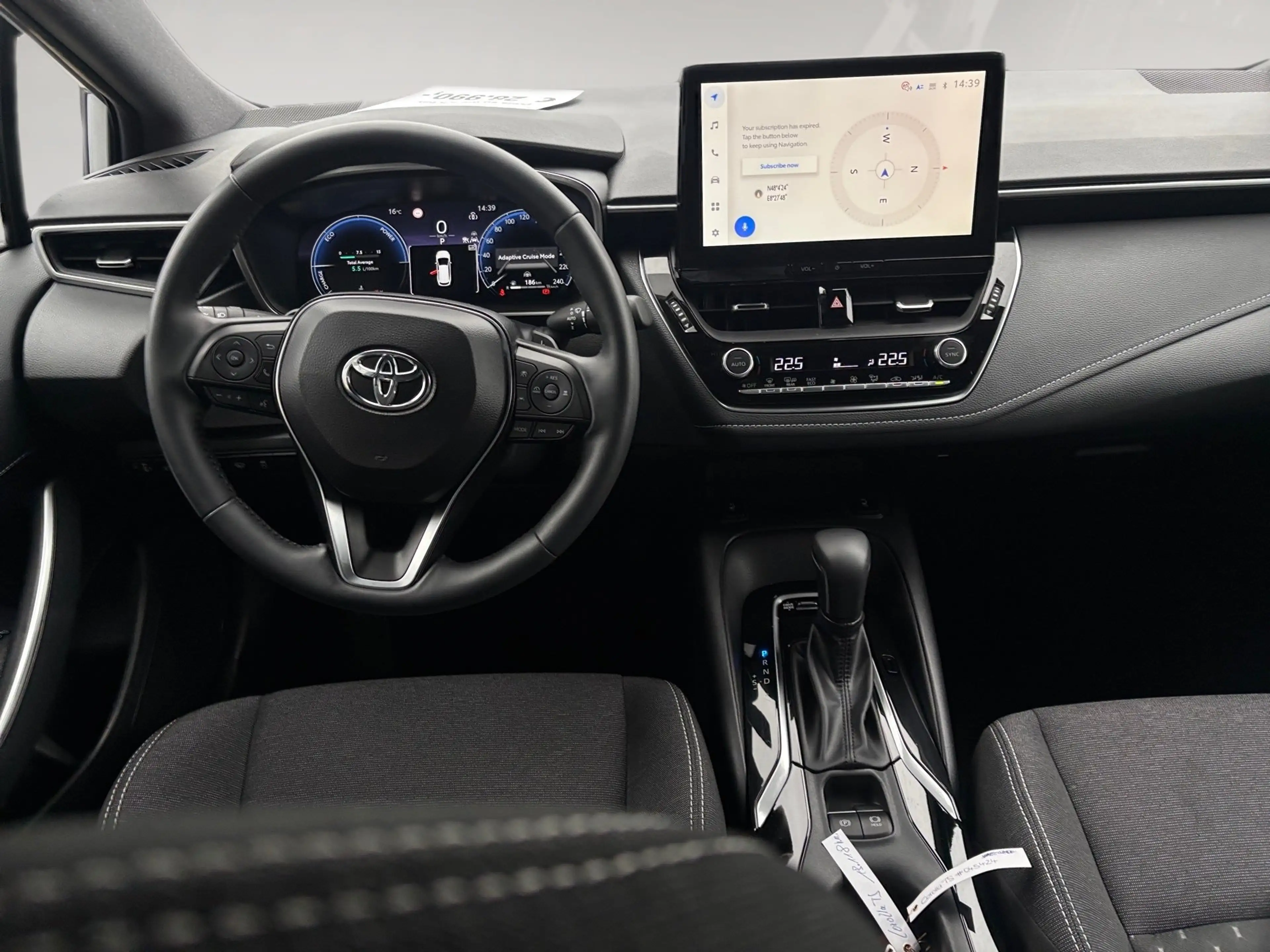 Toyota Corolla 2.0 l Hybrid TS.  Business Edition AUT — photo 10