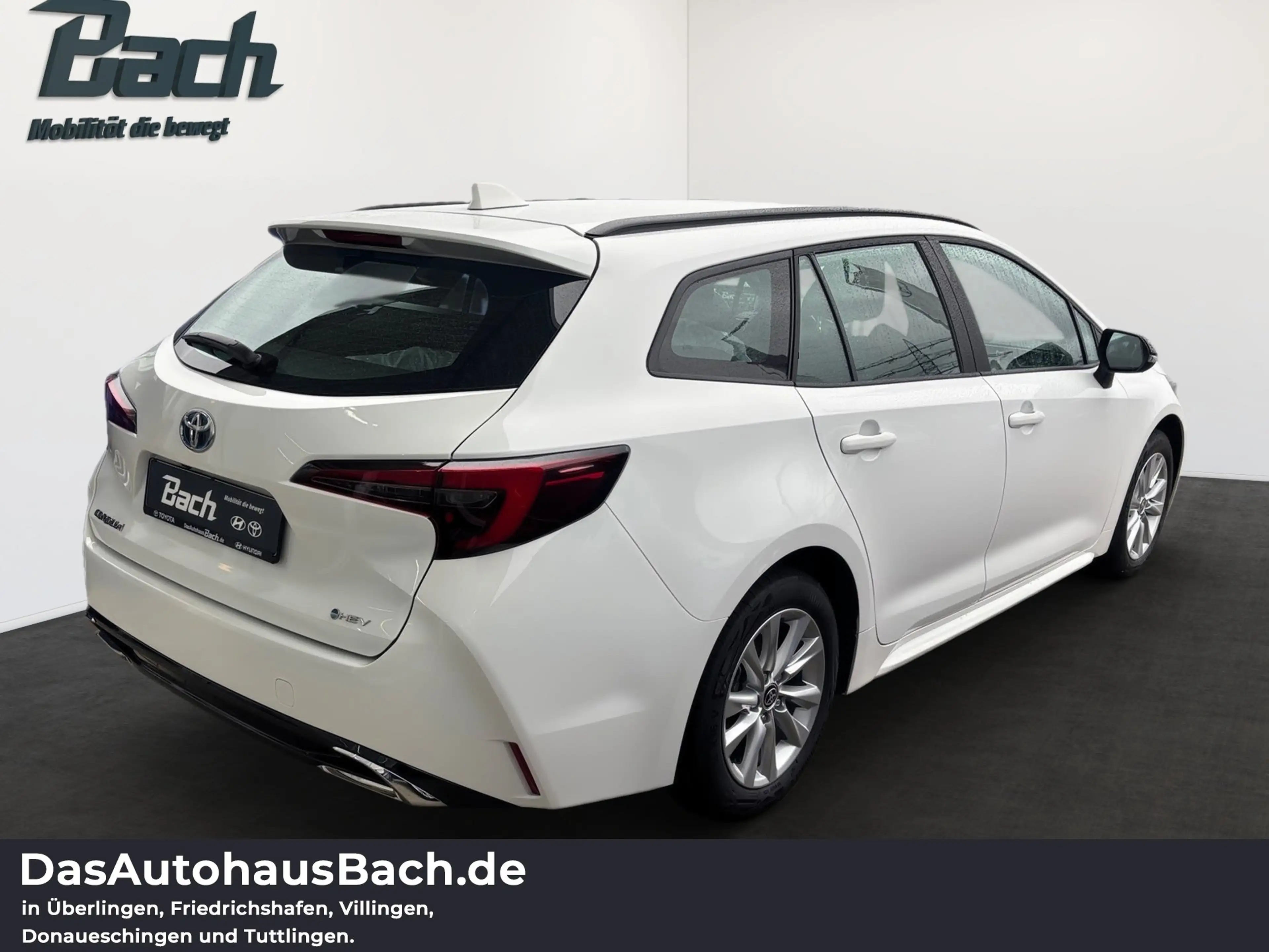 Toyota Corolla 2.0 l Hybrid TS.  Business Edition AUT — photo 3