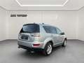 Mitsubishi Outlander 2,0 Invite 2WD Silber - thumbnail 3
