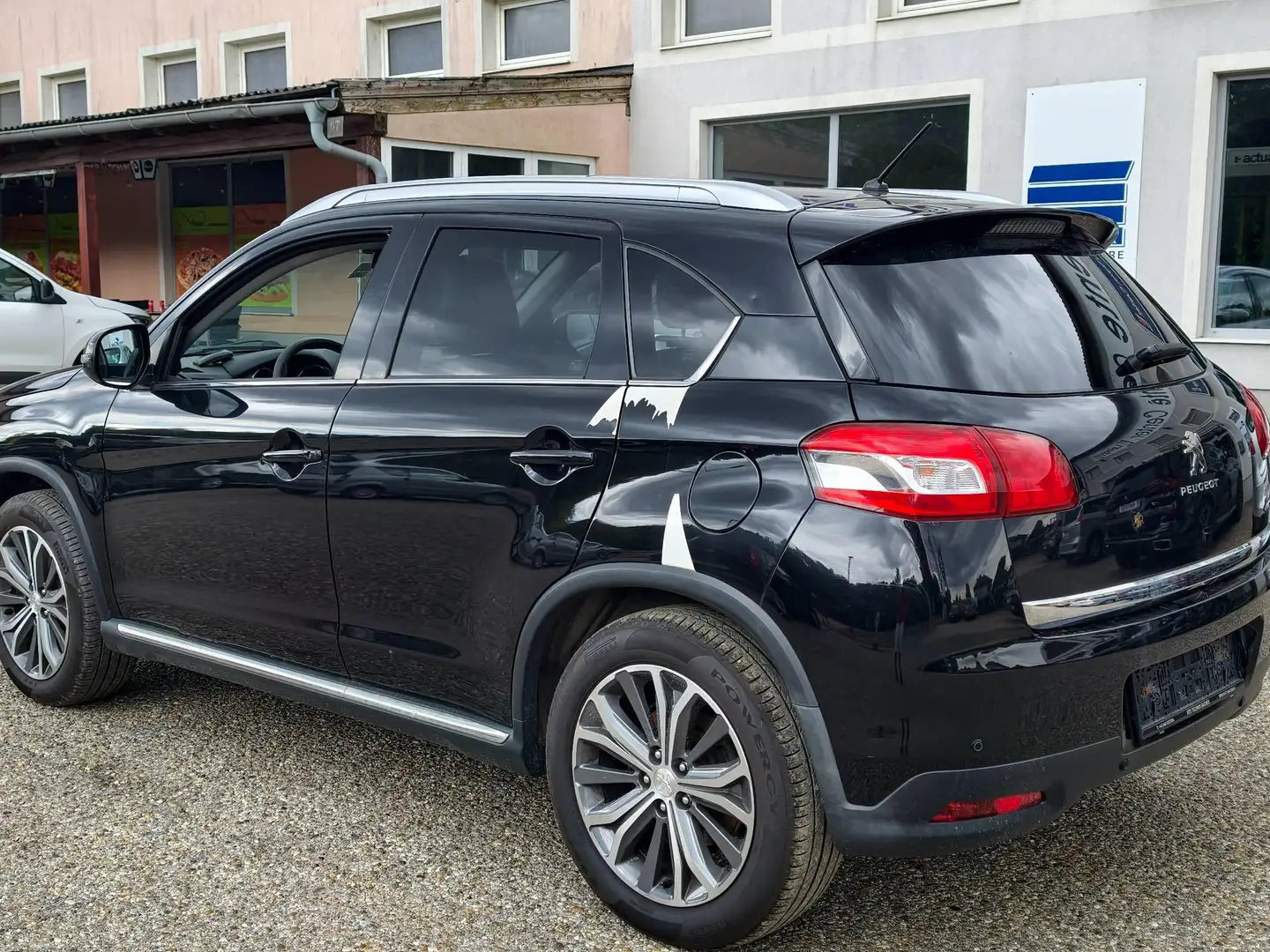 Peugeot 4008 4008 HDI FAP 115 Stop Schwarz - 2