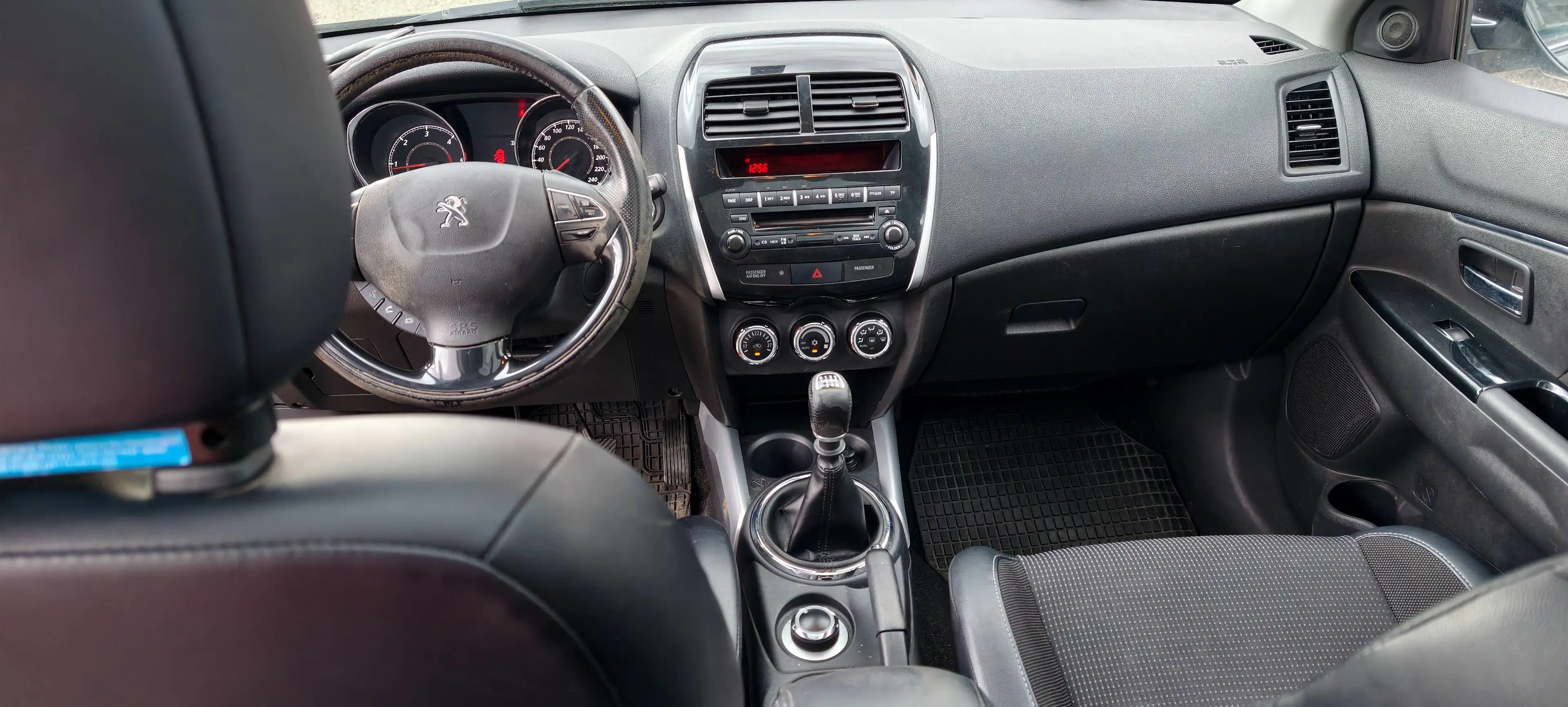 Peugeot 4008 4008 HDI FAP 115 Stop — photo 10