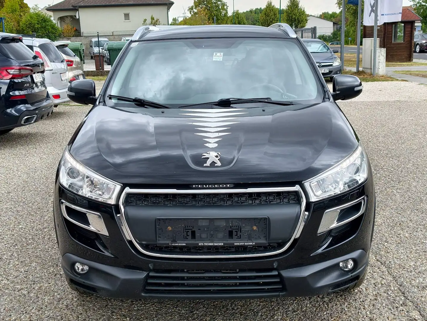 Peugeot 4008 4008 HDI FAP 115 Stop Schwarz - 1