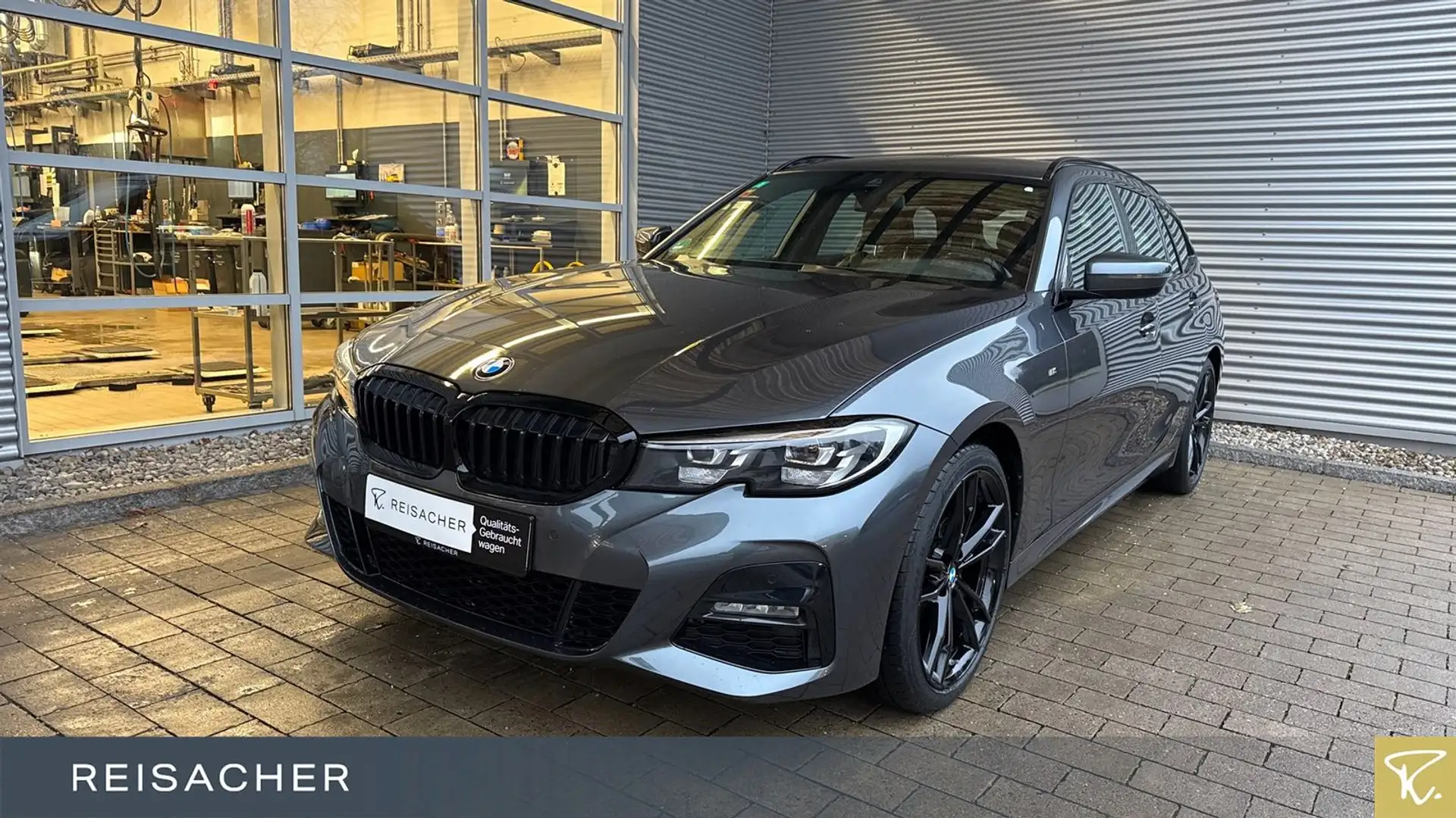 BMW 320 dA xDrive Touring M-Sport Navi RüKa LED 19"LM Grau - 1