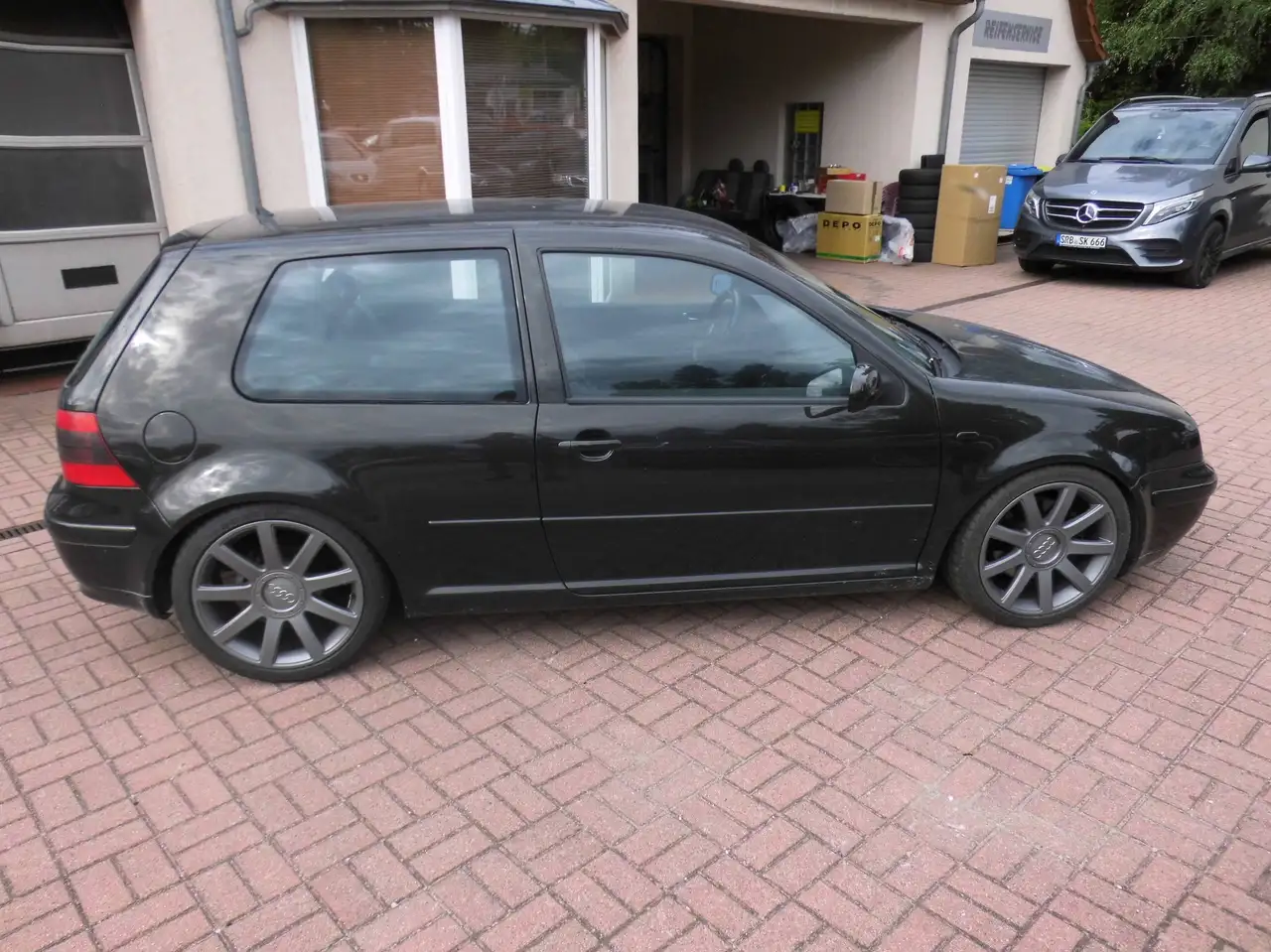 Volkswagen Golf GTI Business Edition, foto 4